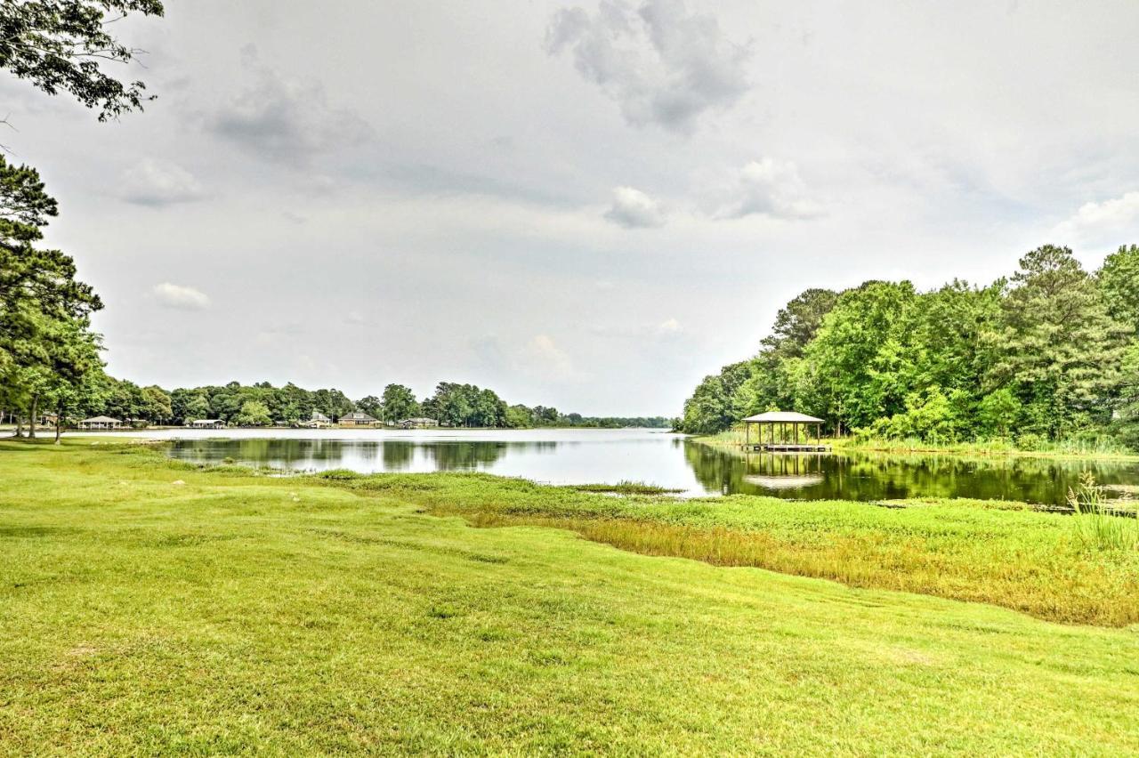 Home On Jordan Lake With Shared Dock And Boat Slip! Wetumpka Exterior photo